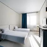 Ultramarinn Aparthotel 4*