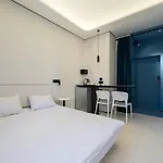Ultramarinn Aparthotel 4*