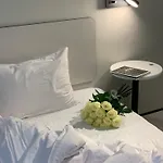 Ultramarinn 4*