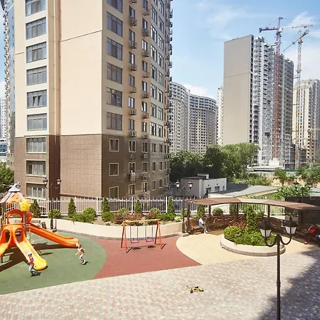 Ultramarinn Apartmanhotel 4*