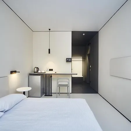 Ultramarinn 4* Odessza