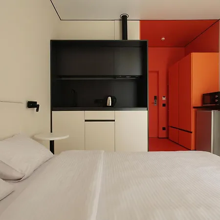 Ultramarinn 4* Odesa