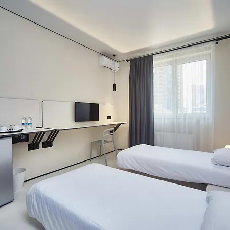 Ultramarinn 4* Odessza