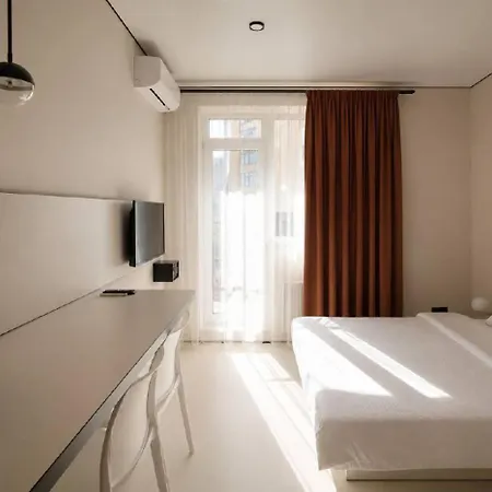 Ultramarinn 4* Odessza